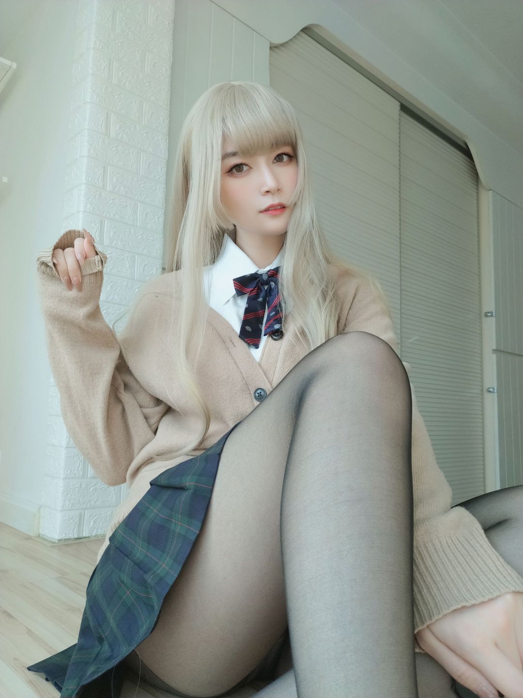 [COS写真]小姐姐白银81–灰色空间插图7